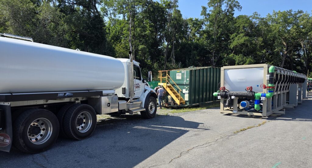 2025-10-14-19-44-49-312